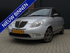 Lancia Y(psilon) - Ypsilon 1.4-16V Sport Airco Cr-Control 6-Bak