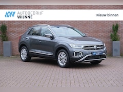 Volkswagen T-Roc - 1.5 TSi 150pk DSG Style | App Connect | Matrix LED | Adaptive Cruise | Elektrische Achterk