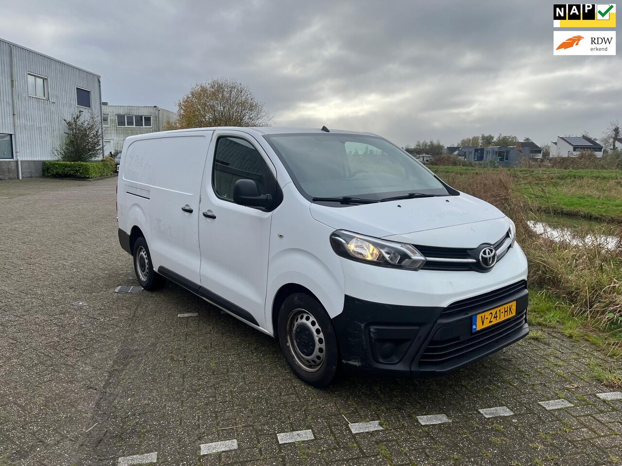 Toyota PROACE Long Worker - 2.0 D-4D Cool Comfort euro 6 ))) - AutoWereld.nl