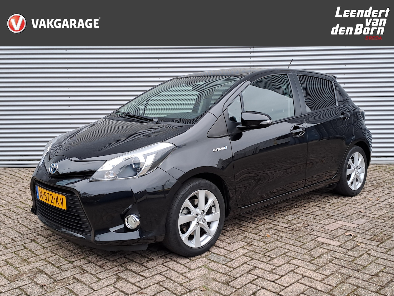 Toyota Yaris - 1.5 Full Hybrid Dynamic | Automaat | Navi | Panorama Dak | Camara | Hybrid - AutoWereld.nl