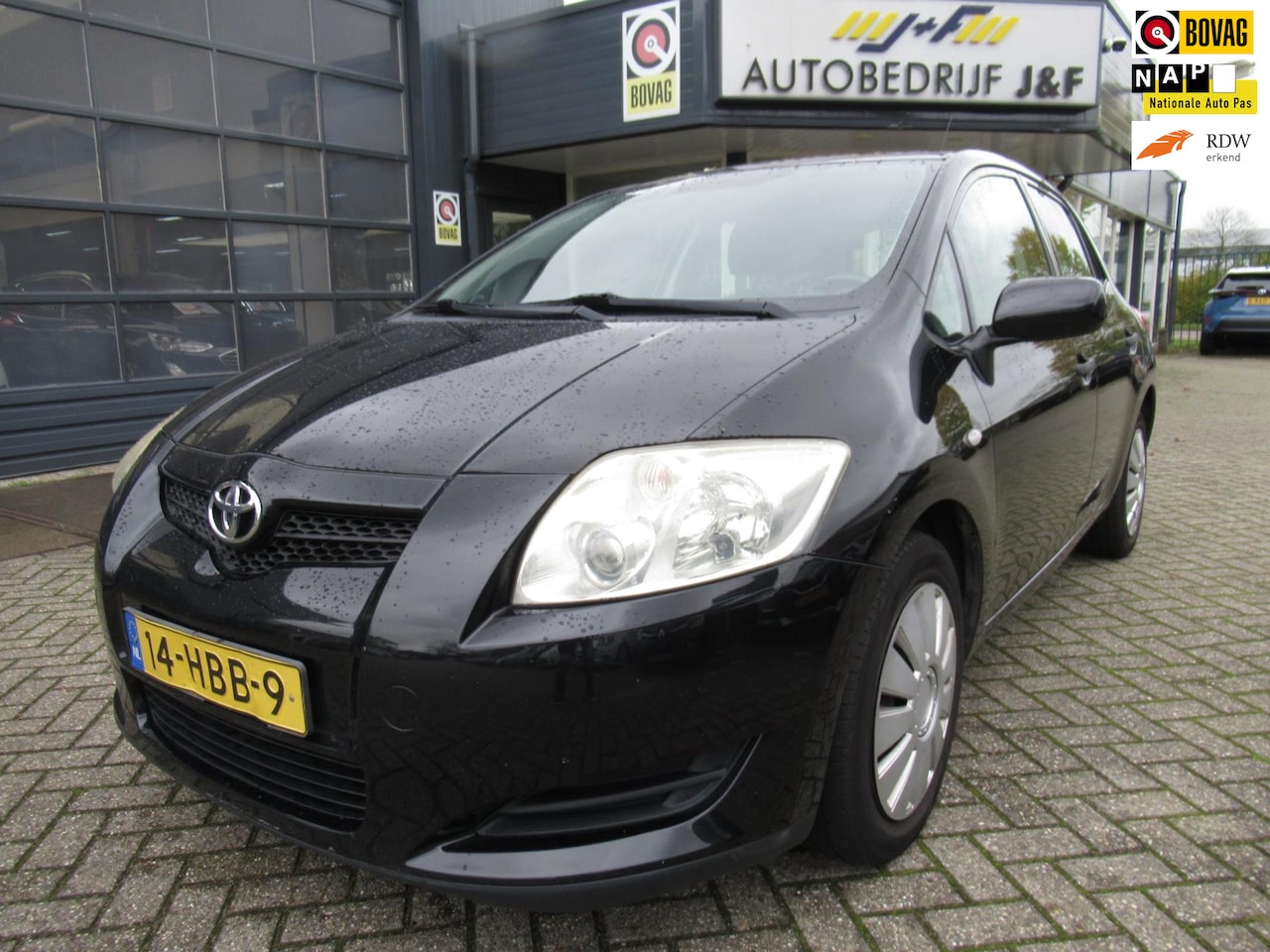 Toyota Auris - 1.6-16V Terra / AIRCO / NAV - AutoWereld.nl