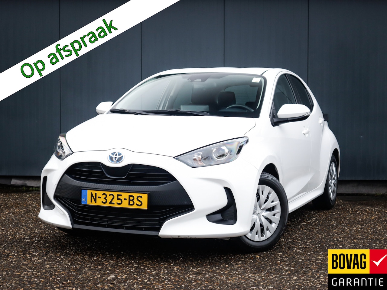 Toyota Yaris - 1.5 Hybrid Active (93 PK) 2e-Eig, Toyota-Dealer-Onderh, 12-Mnd-BOVAG, NL-Auto, Navigatie/A - AutoWereld.nl