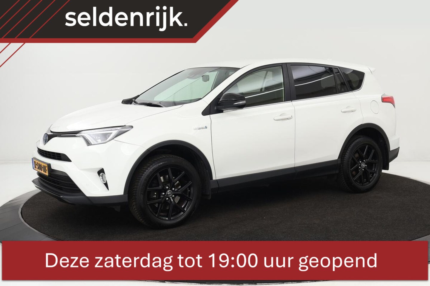 Toyota RAV4 - 2.5 Hybrid AWD Dynamic | Trekhaak | Camera | Full LED | Keyless | Climate control | Blueto - AutoWereld.nl