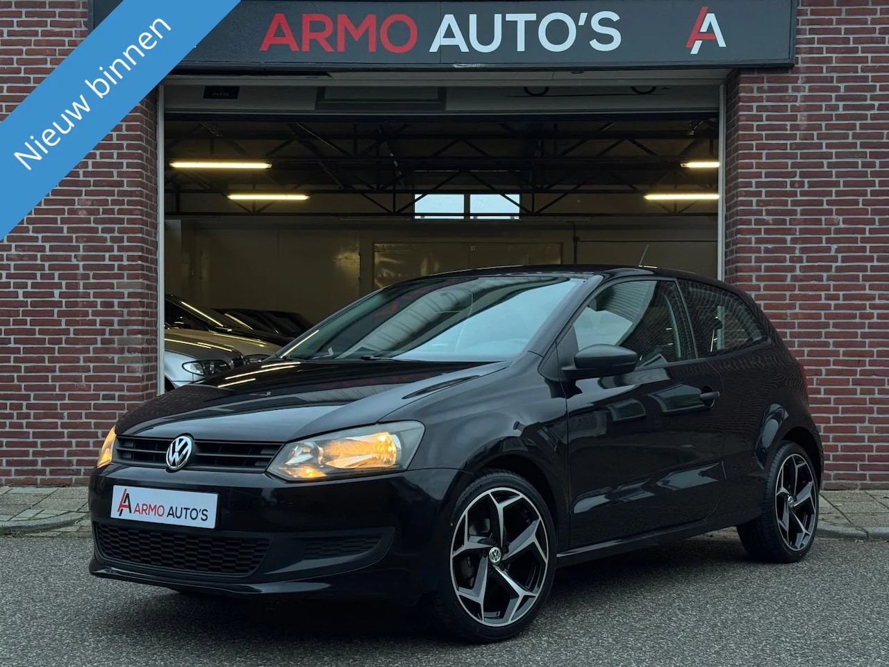 Volkswagen Polo - 1.2-12V Trendline | Airco | Navi | Rijklaar - AutoWereld.nl