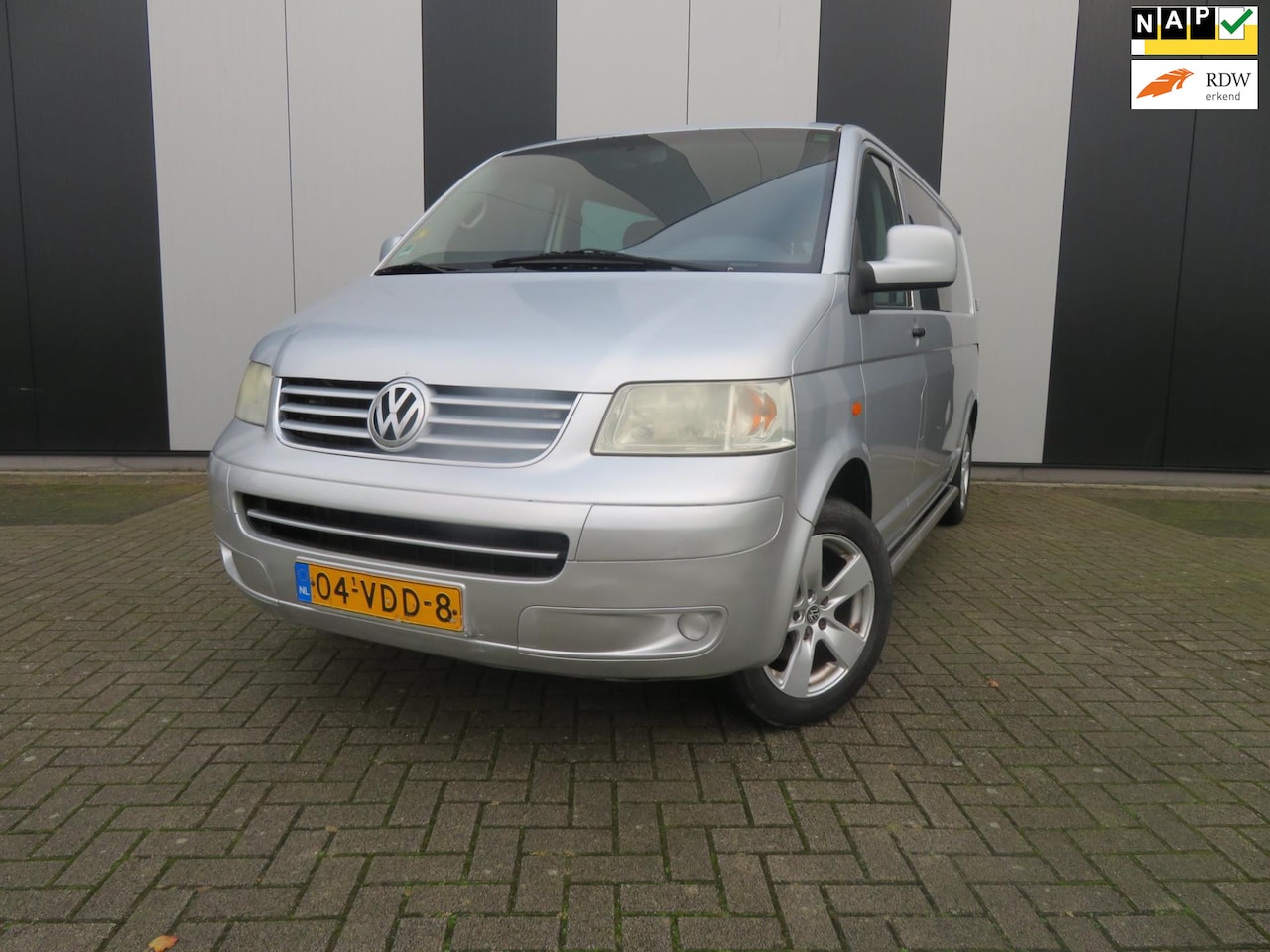 Volkswagen Transporter - 2.5 TDI 340 Trendline DC 2.5 TDI 340 Trendline DC - AutoWereld.nl