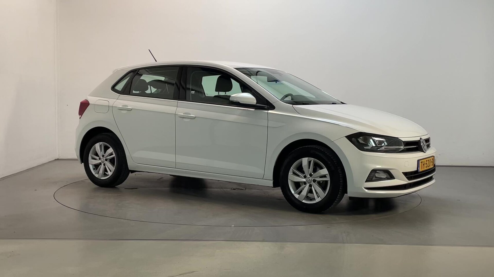 Volkswagen Polo - 1.0 TSI Comfortline Navigatie Adaptive Cruise DAB+ Apple Carplay - AutoWereld.nl