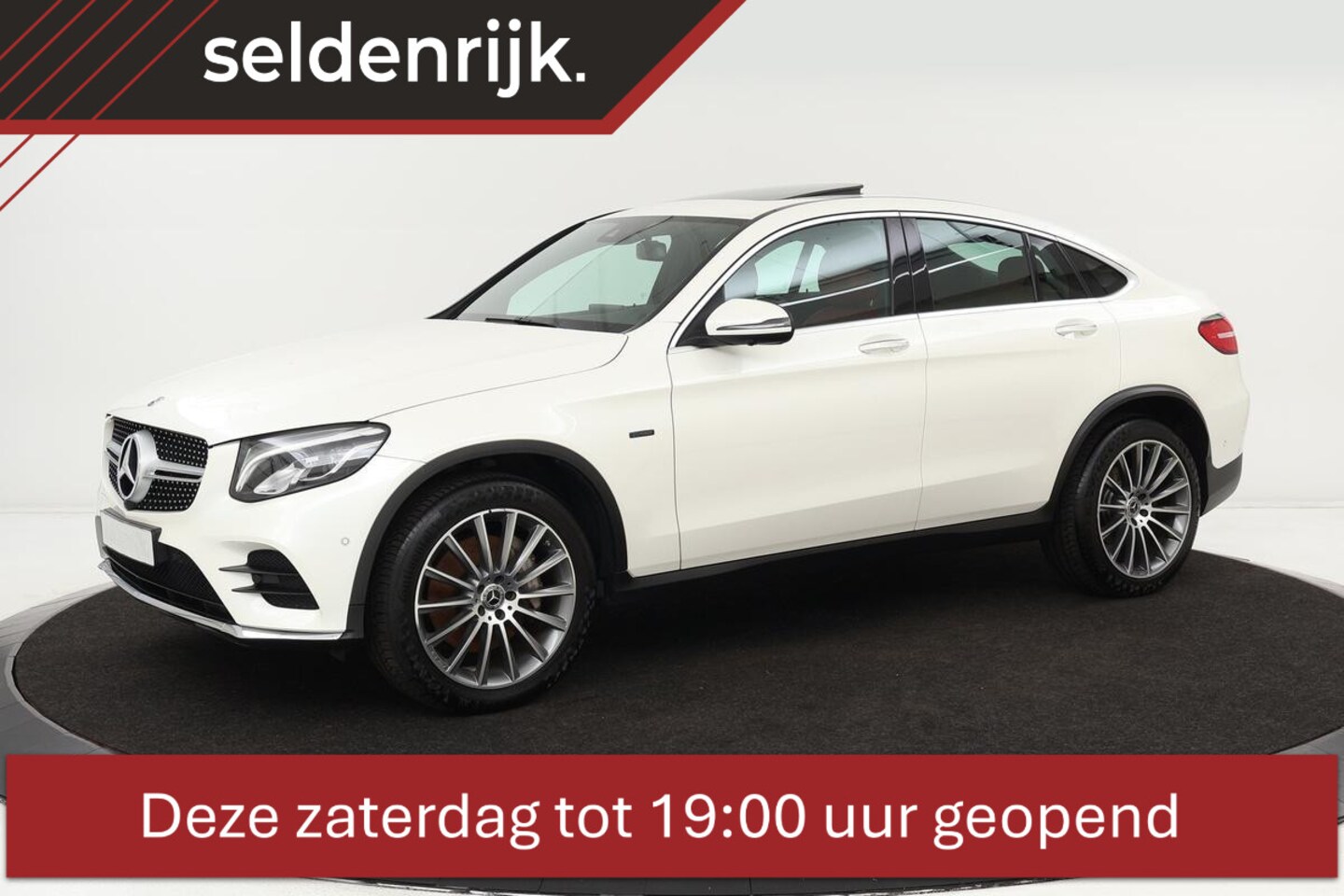 Mercedes-Benz GLC-klasse Coupé - 350e 4Matic AMG | Schuifdak | Luchtvering | Leder | Trekhaak | Memory | 360 Camera | Full - AutoWereld.nl