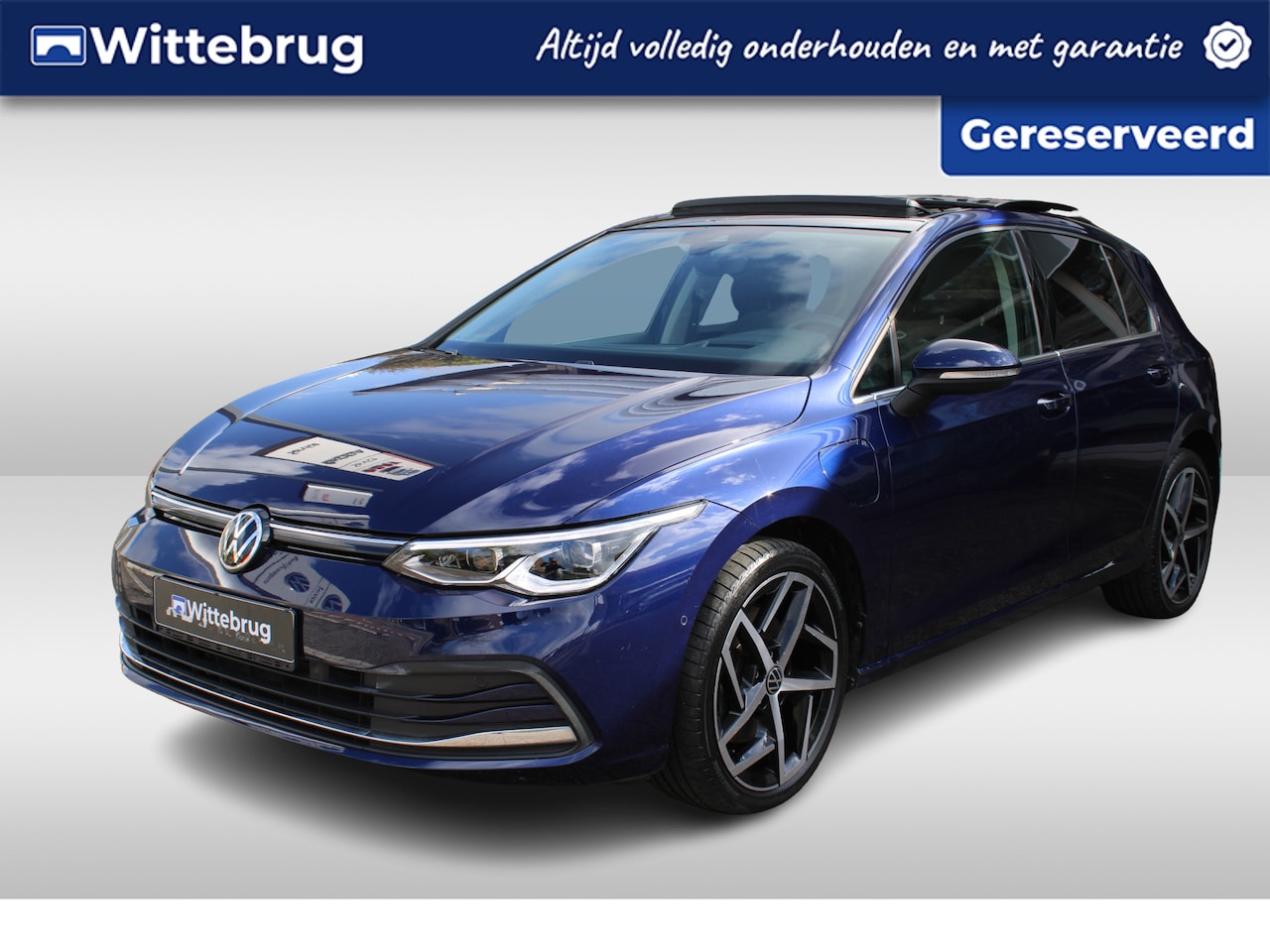 Volkswagen Golf - 1.4 eHybrid 204pk Style DSG / Panoramadak / IQ LED Matrix / 18" LMV / Standkachel / Navi / - AutoWereld.nl