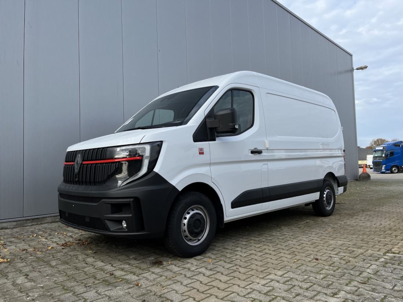 Renault Master - NIEUW MODEL L2H2 SCHUIFDEUR LINKS - AutoWereld.nl