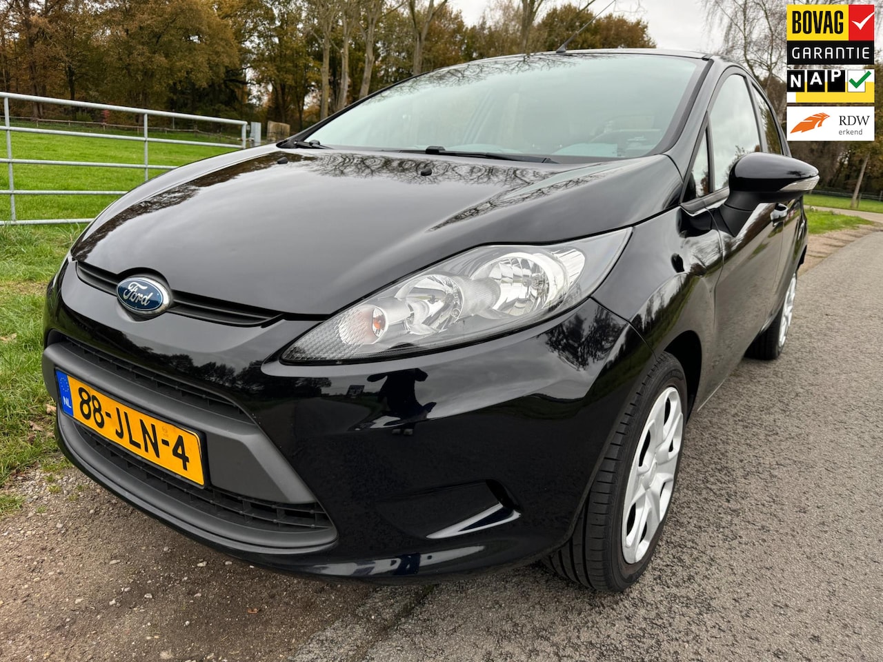 Ford Fiesta - 1.25 Limited top onderhouden met airco - AutoWereld.nl