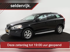 Volvo XC60 - 2.4D AWD Kinetic | PDC | Trekhaak | Navigatie | Climate control | Cruise control