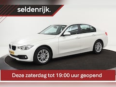 BMW 3-serie - 318i Luxury | Leder | Full LED | Navigatie | PDC | Bluetooth | Climate control | Cruise co