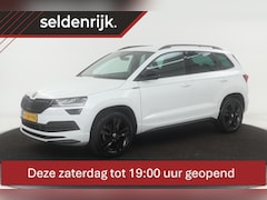 Skoda Karoq - 1.5 TSI Sportline | Trekhaak | Adaptive cruise | Stoelverwarming | Carplay | Camera | Full