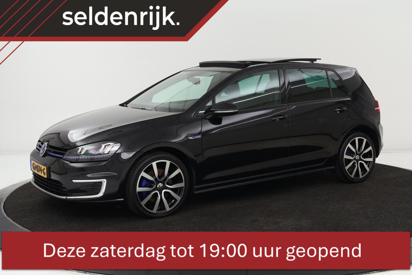 Volkswagen Golf - 1.4 TSI GTE | Panoramadak | Navigatie | Full LED | Bluetooth | Sportstoelen | PDC | Climat - AutoWereld.nl