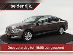 Volkswagen Passat - 1.4 TSI Comfortline | Stoelverwarming | Adaptive Cruise | Navigatie | PDC | Bluetooth | Cl