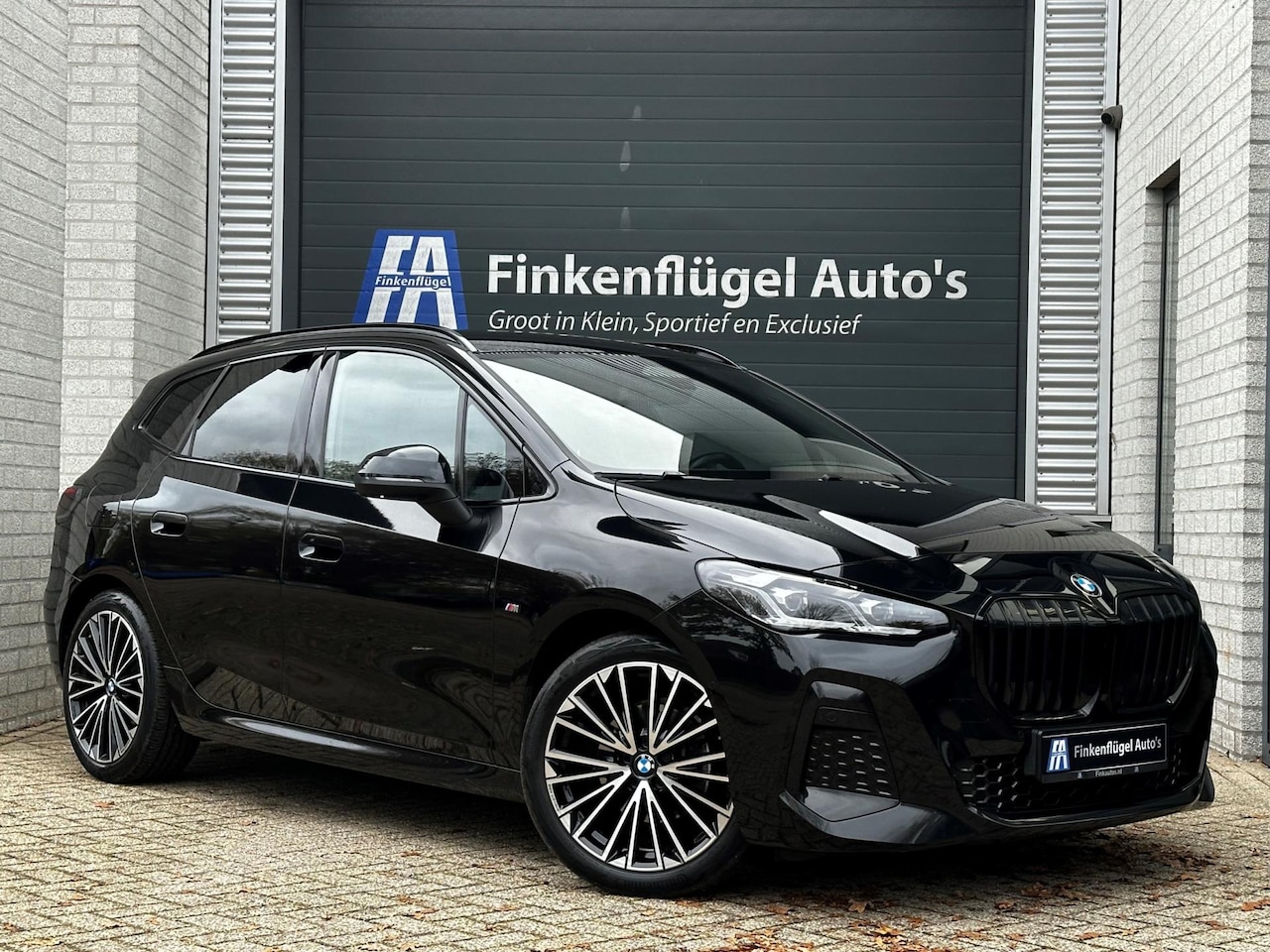 BMW 2-serie Active Tourer - 218i M-Sport |Trekhaak |H.K Audio |BMW Individual |Leder |Navi |Led | - AutoWereld.nl