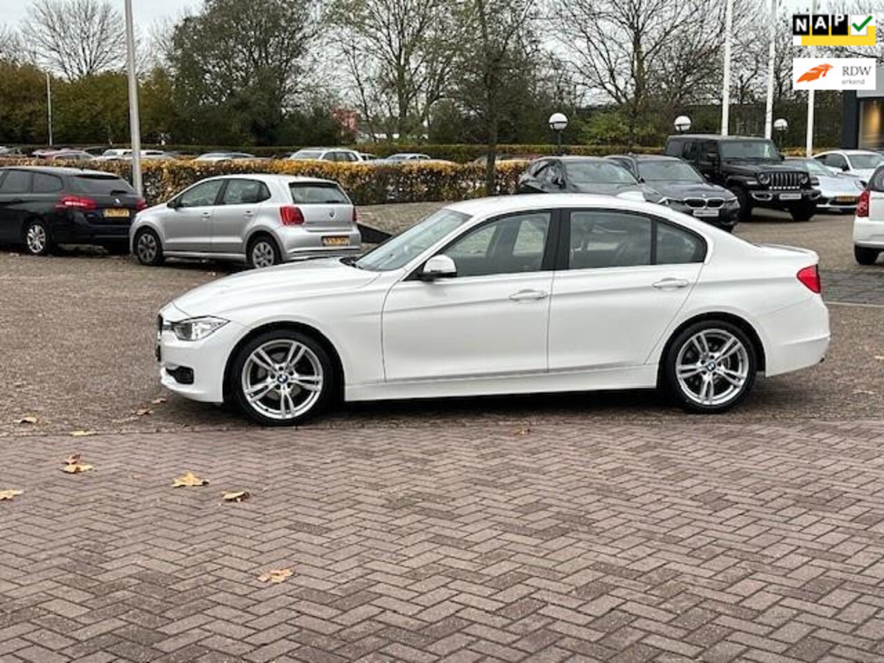 BMW 3-serie - 320d EfficientDynamics Edition Executive Automaat,bj.2013,kleur:wit,leder,climate,navigati - AutoWereld.nl