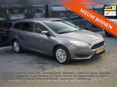 Ford Focus Wagon - 1.0 Trend Edition, Airco, Stoel + stuur verwarming, Trekhaak