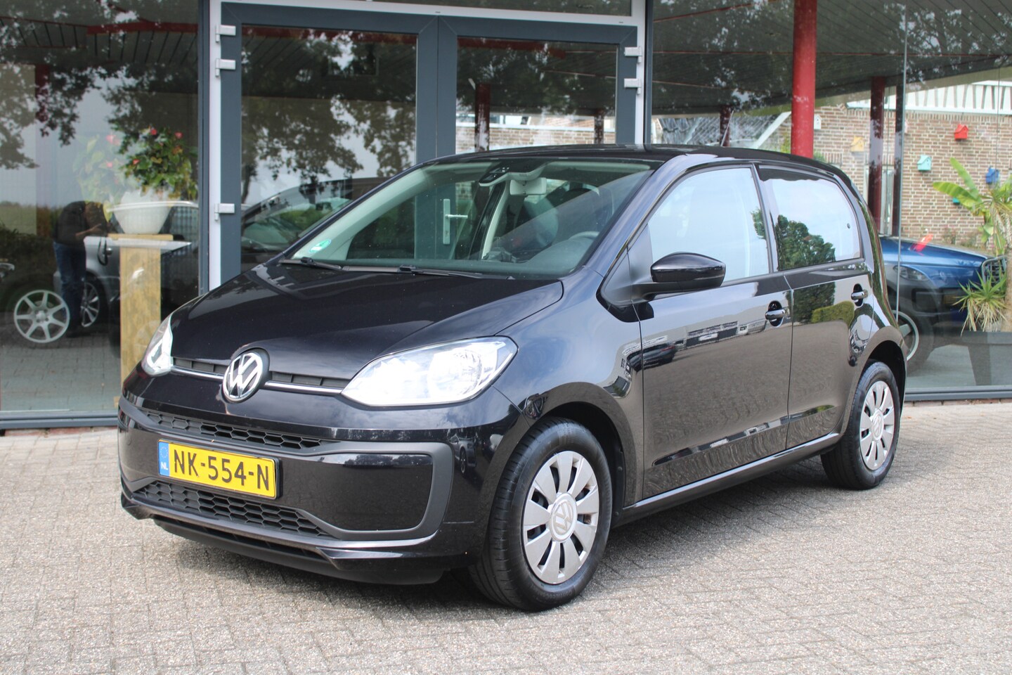 Volkswagen Up! - 1.0 BMT move up! | Org. NL | AC | Facelift | - AutoWereld.nl