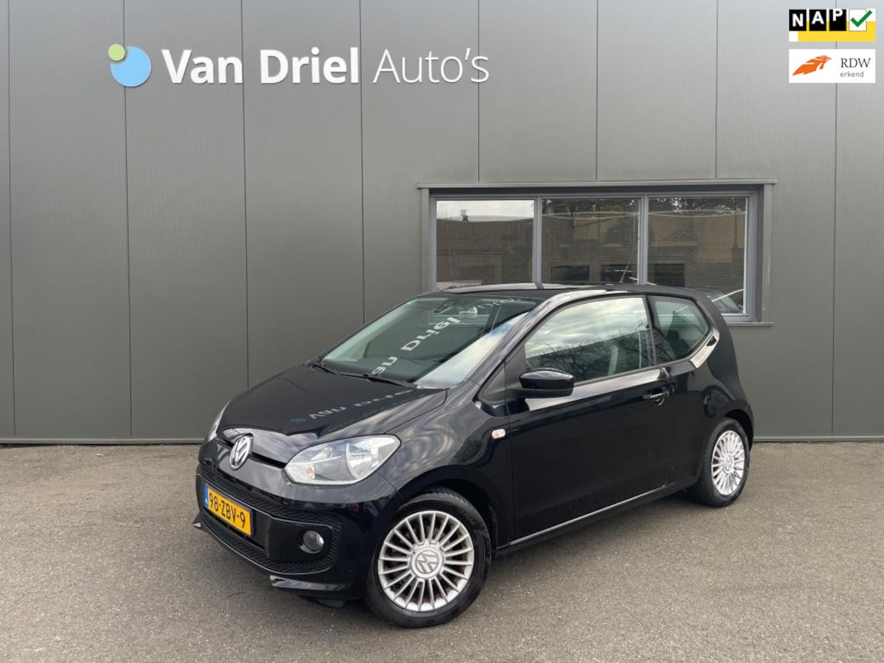 Volkswagen Up! - 1.0 high up! BlueMotion / Airco / Navigatie! - AutoWereld.nl