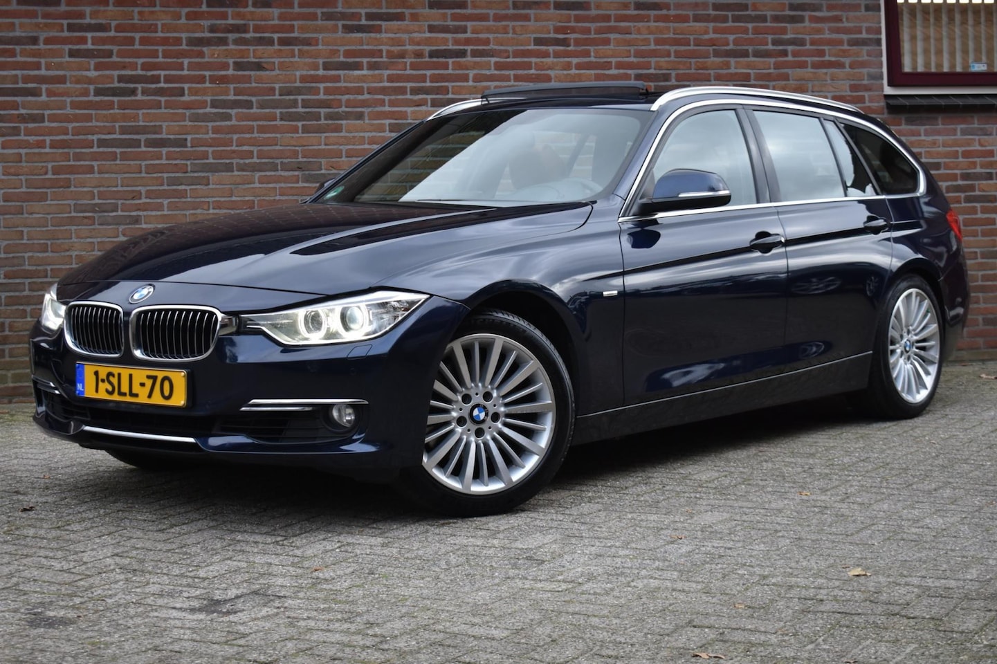 BMW 3-serie Touring - 328i Upgrade Edition '13 Xenon Leder Clima Navi Cruise Inruil mogelijk - AutoWereld.nl