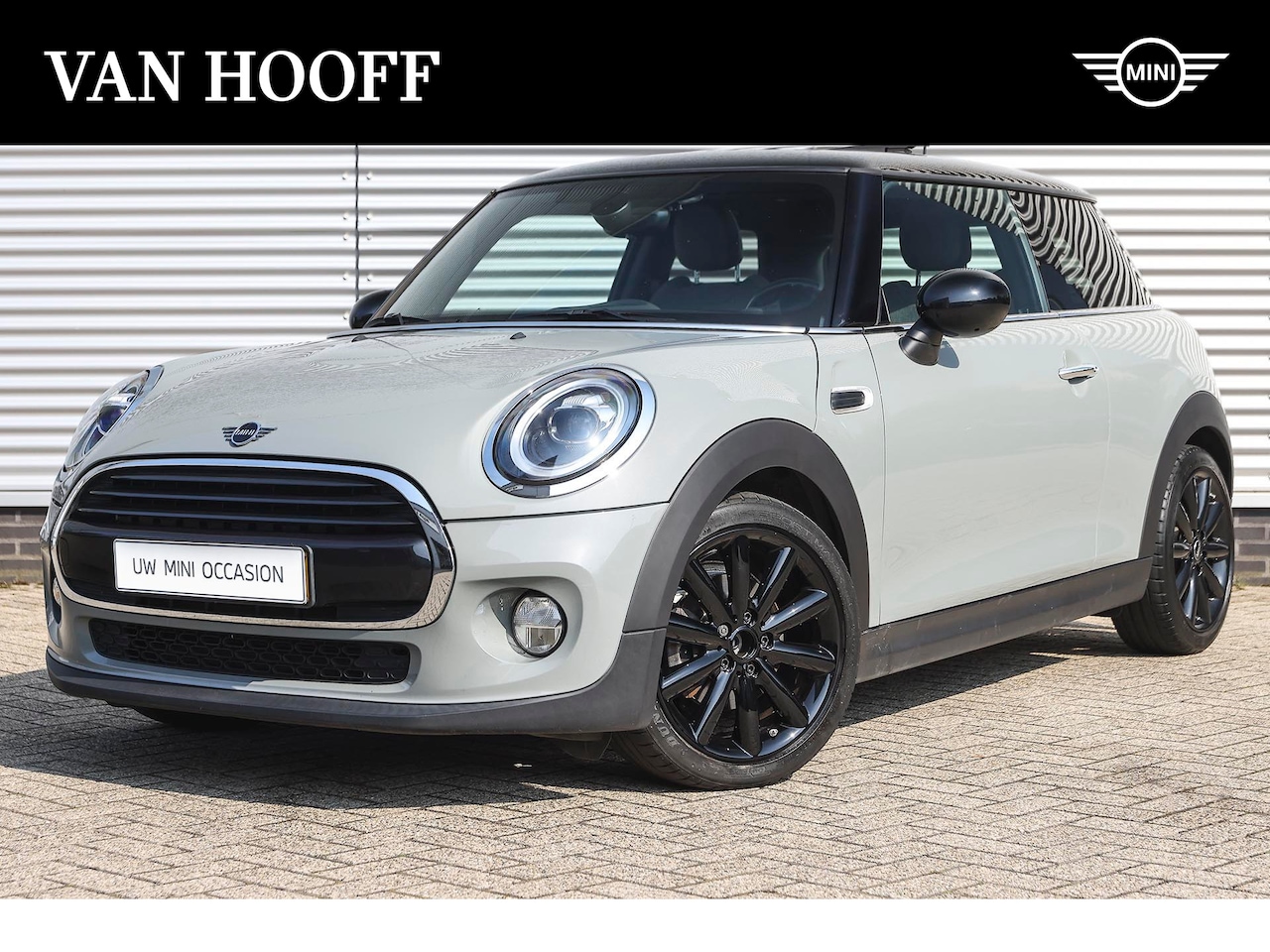 MINI Cooper - Hatchback Chili Automaat / Panoramadak / Apple Car Play / LED / Union Jack / Stoelverwarmi - AutoWereld.nl