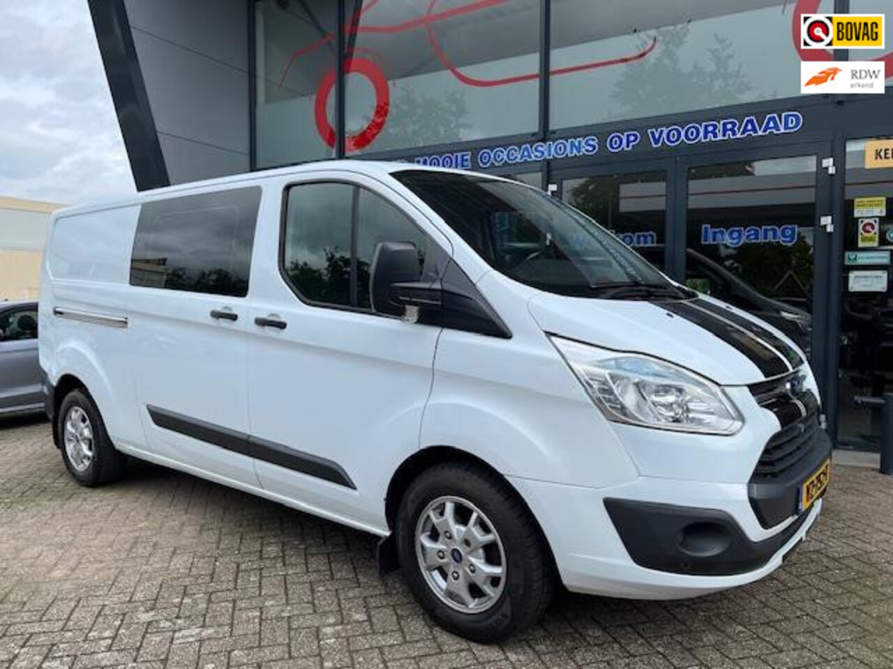 Ford Transit Custom - 290 2.2 TDCI L2H1 Trend DC 290 2.2 TDCI L2H1 Trend DC - AutoWereld.nl