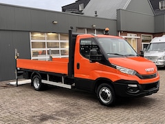 Iveco Daily - 35S12V 2.3 Laadklep 500kg Afneembare Trekhaak 3500kg trekgewicht Airco Navigatiesysteem 2