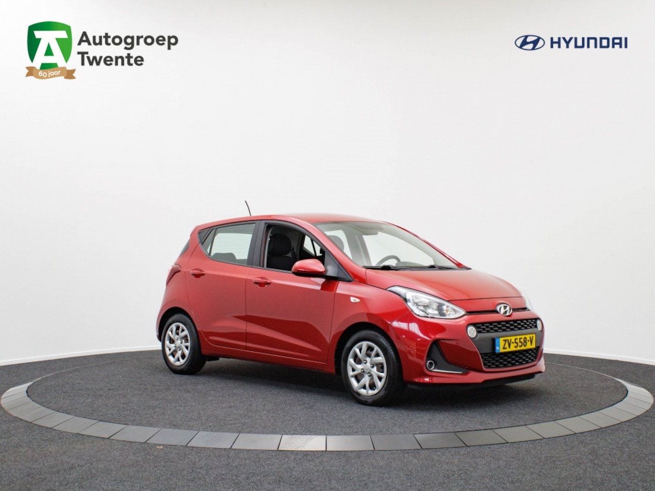 Hyundai i10 - 1.0i Comfort Smart | Navigatie | Trekhaak fietsendrager - AutoWereld.nl