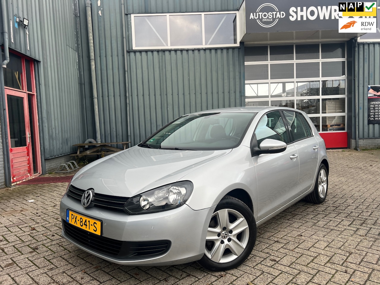 Volkswagen Golf - 1.4 Easyline APK / Airco / NAP / 5 Deurs - AutoWereld.nl