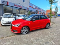 Audi A1 Sportback - 1.0 TFSI S-LINE ADRENALIN / Cruise Control / Navigatie /