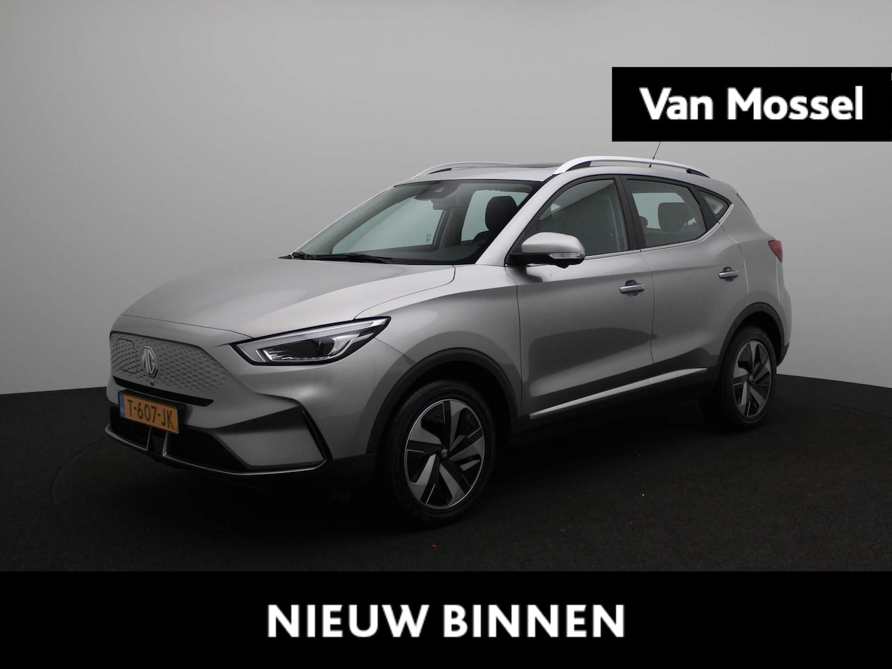 MG ZS - EV Standard Range Luxury 50 kWh Leder | Navi | ECC | Schuifdak | Camera - AutoWereld.nl