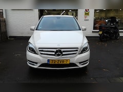 Mercedes-Benz B-klasse - B 180 122PK Ambition