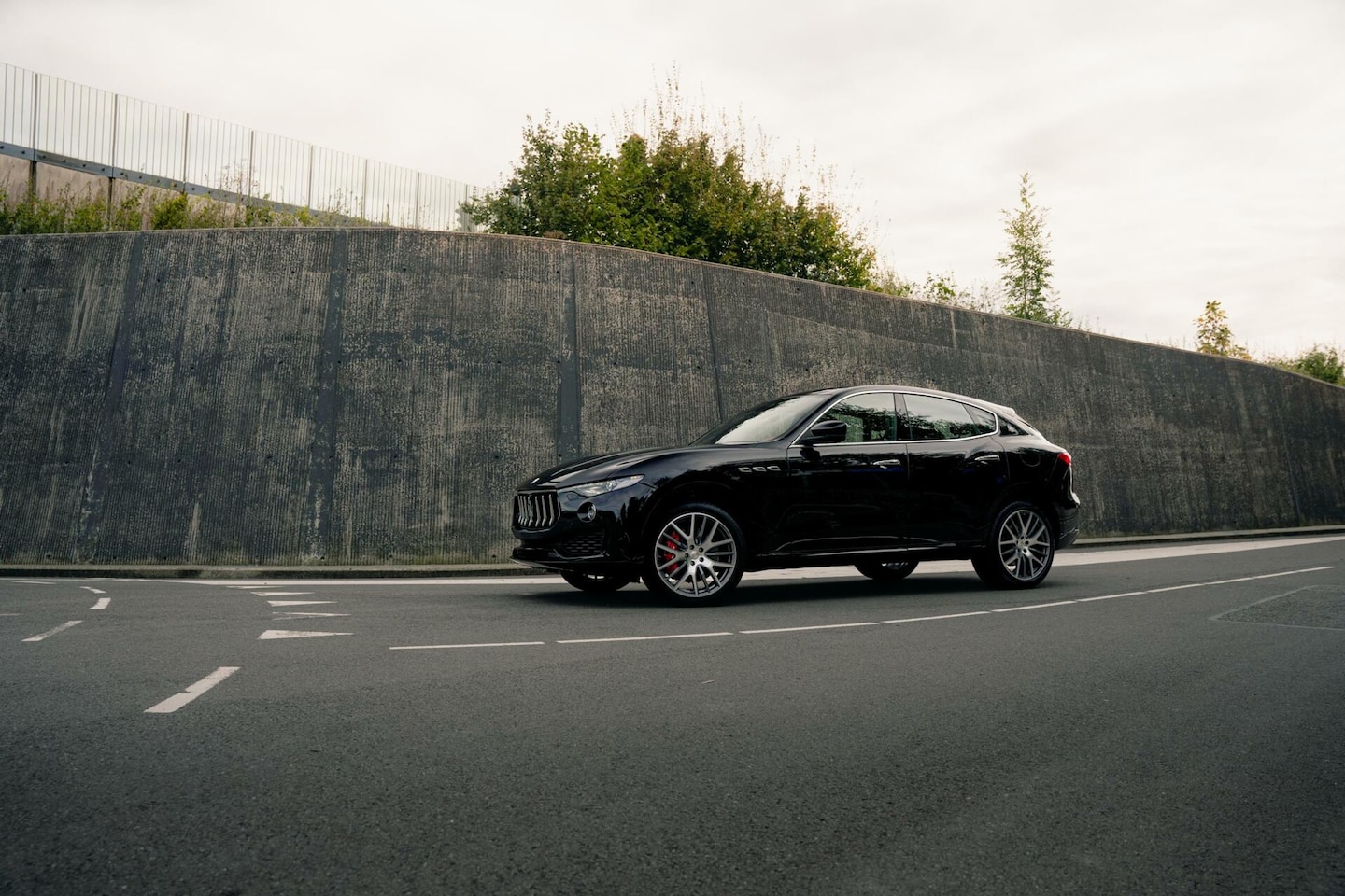 Maserati Levante - 3.0 V6 S AWD Panorama dak & Apple Carplay - AutoWereld.nl