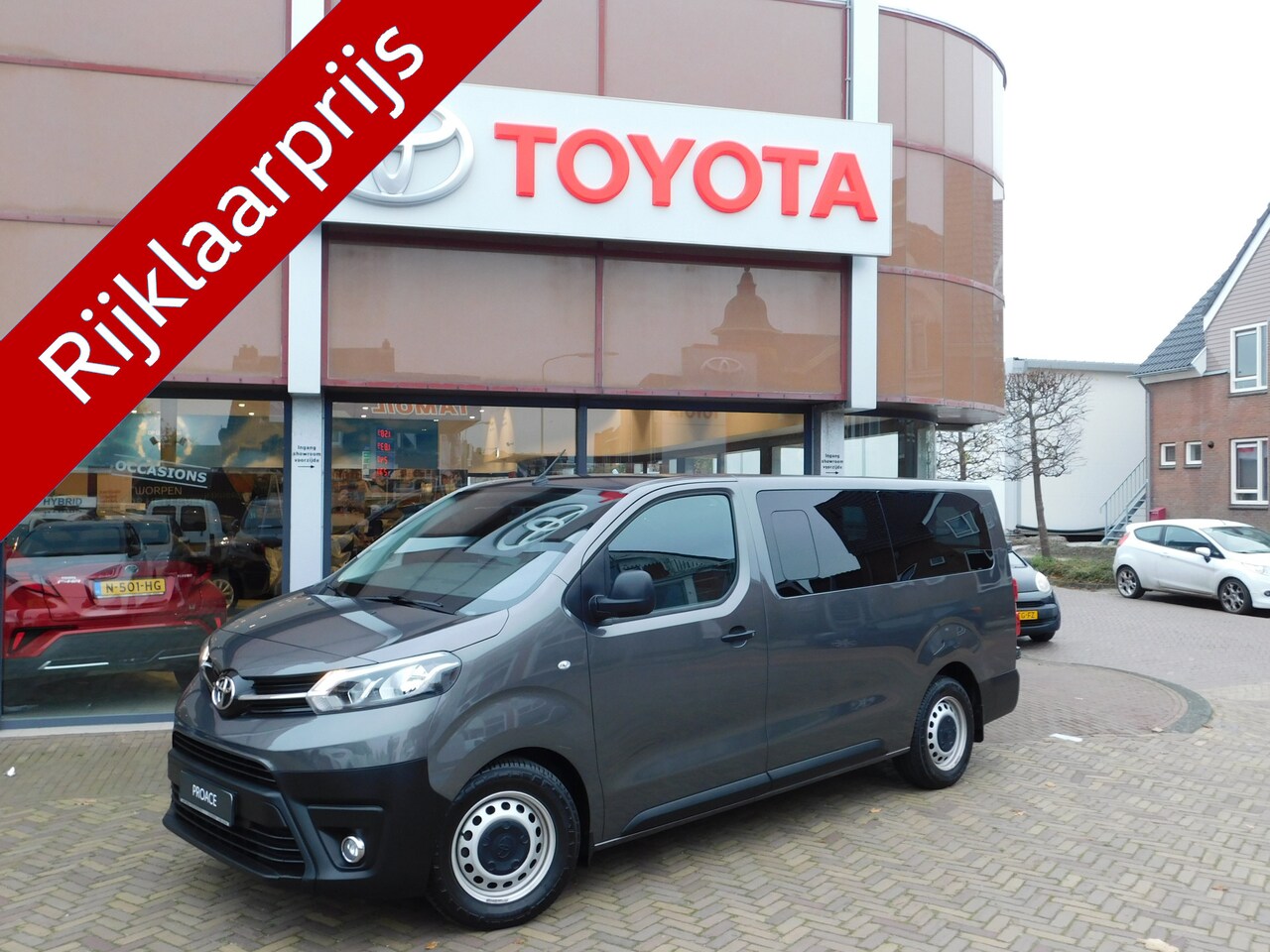 Toyota ProAce Shuttle - 1.5 D-4D Cool Long 1.5 D-4D Cool Long - AutoWereld.nl