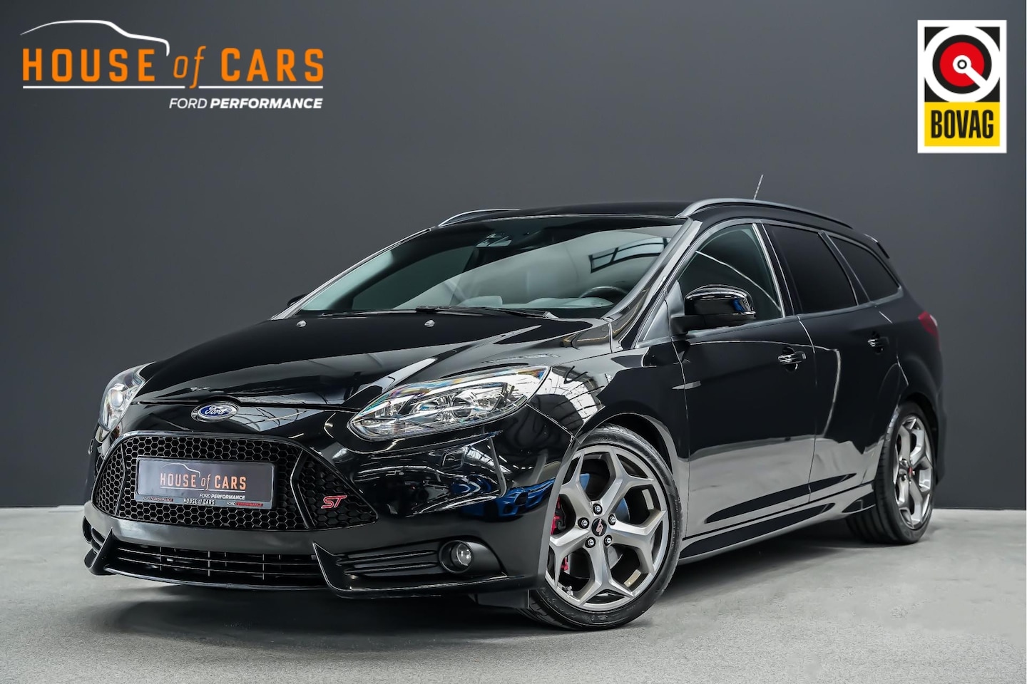 Ford Focus Wagon - 2.0 250pk ST-2 PERFORMANCE PACK |Maxton|Bi-xenon|BLIS|navi|bluetooth|parkeersensoren en ca - AutoWereld.nl