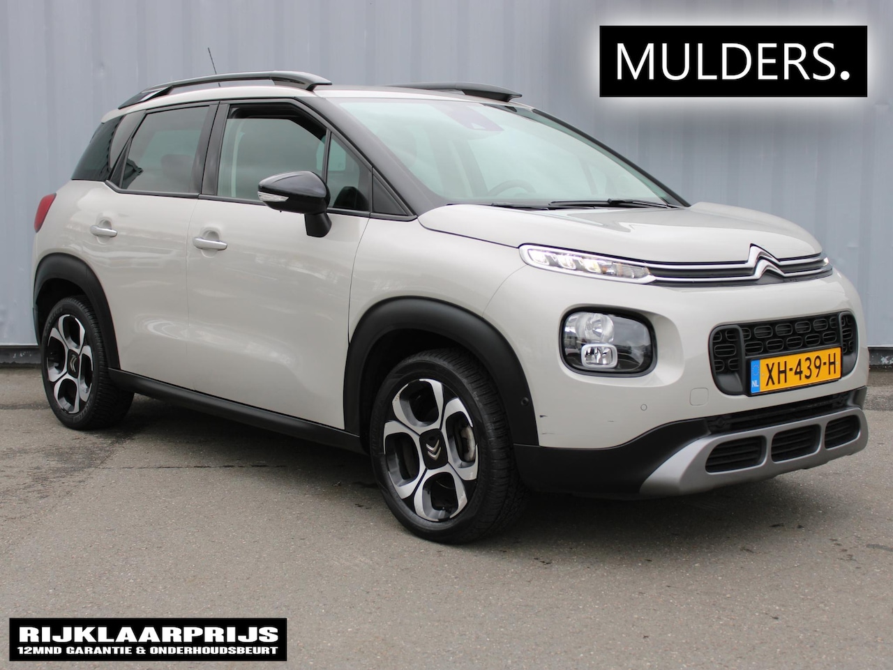 Citroën C3 Aircross - 1.2 PureTech Shine Navigatie / Camera / HiFi - AutoWereld.nl