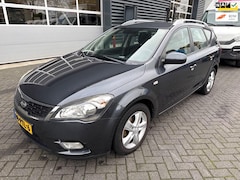 Kia Cee'd Sporty Wagon - 1.4 CVVT Seven / MOTORSCHADE