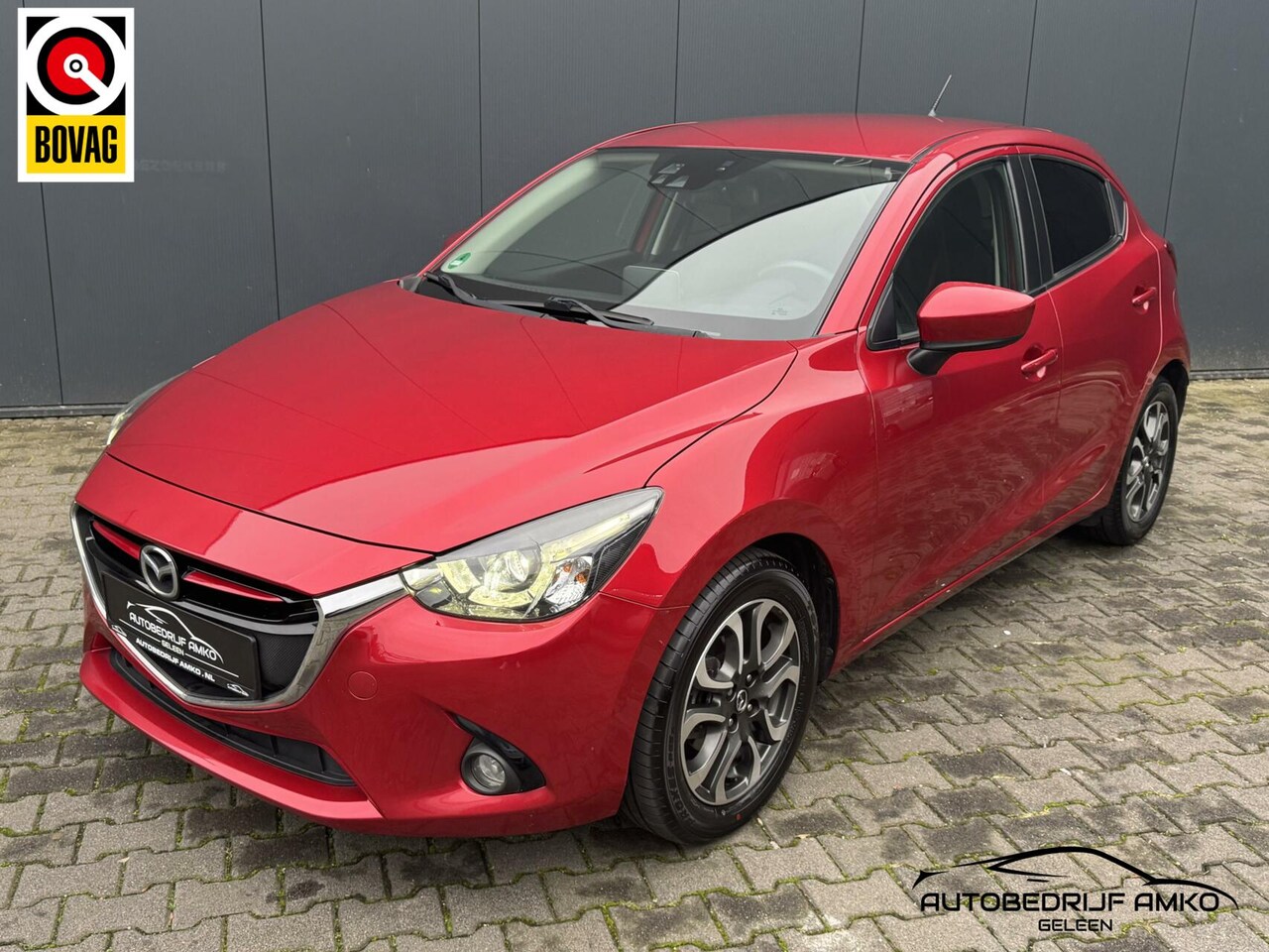 Mazda 2 - 1.5 Skyactiv-G Sports-Line / NAVI / CRUISE C. / PARK. SENSOR. - AutoWereld.nl