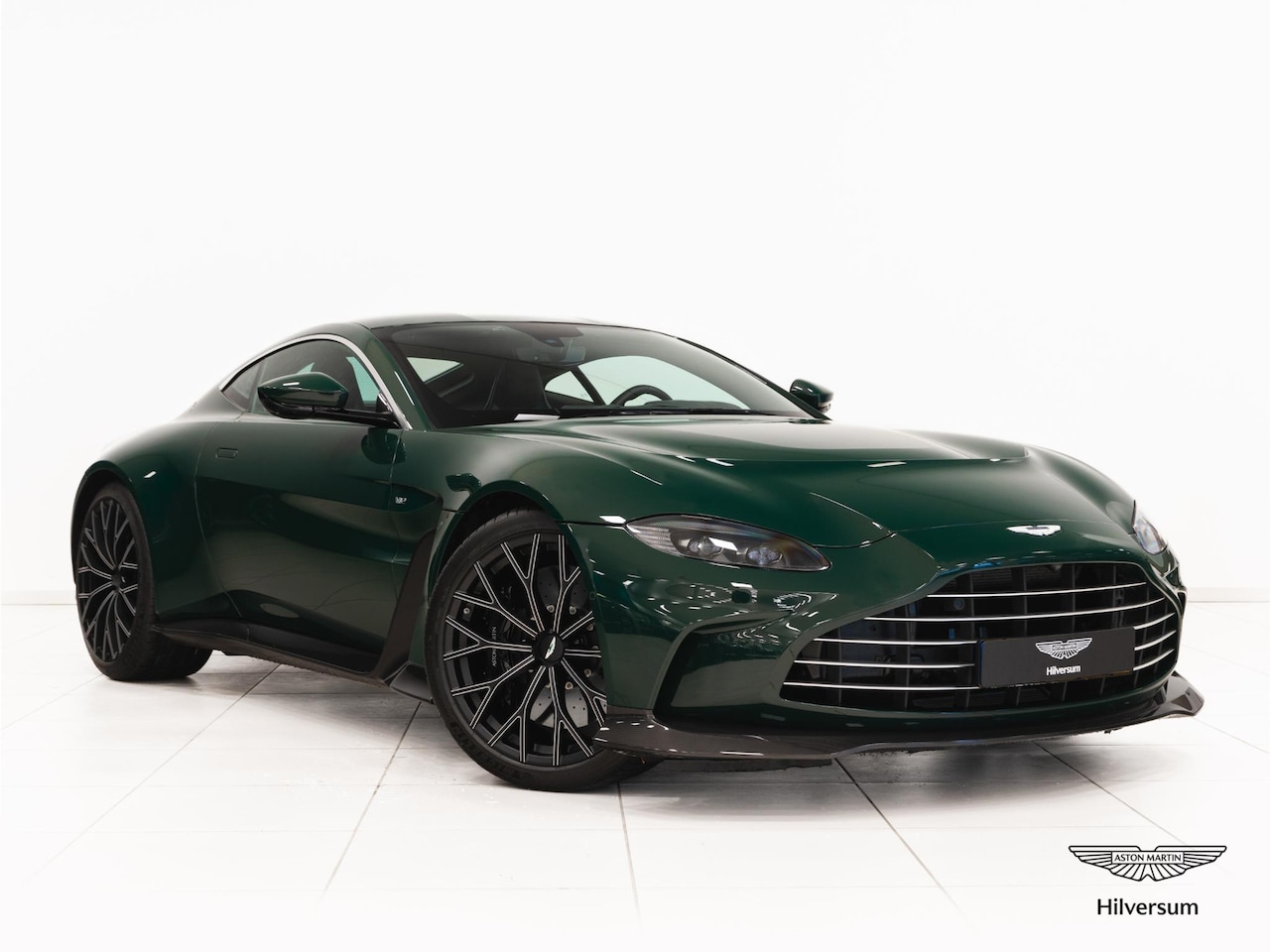 Aston Martin V12 Vantage - Coupe by Q / #40 of 333 - AutoWereld.nl