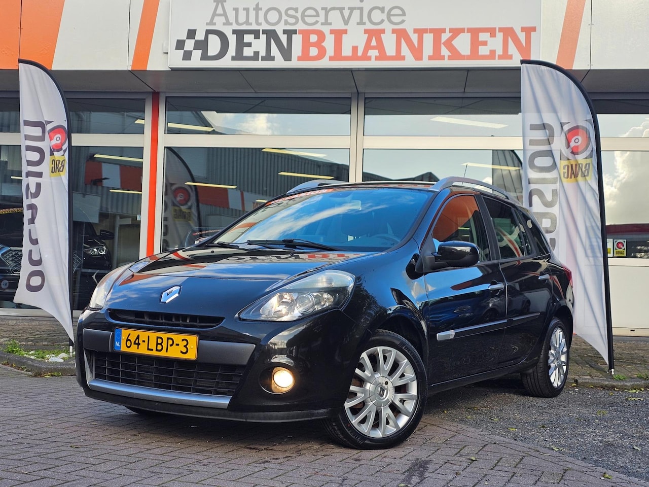 Renault Clio Estate - 1.2 TCE Sélection Business Sport BJ.2010 / Navi / Cruise / Airco Ecc / 16"Lmv !! - AutoWereld.nl