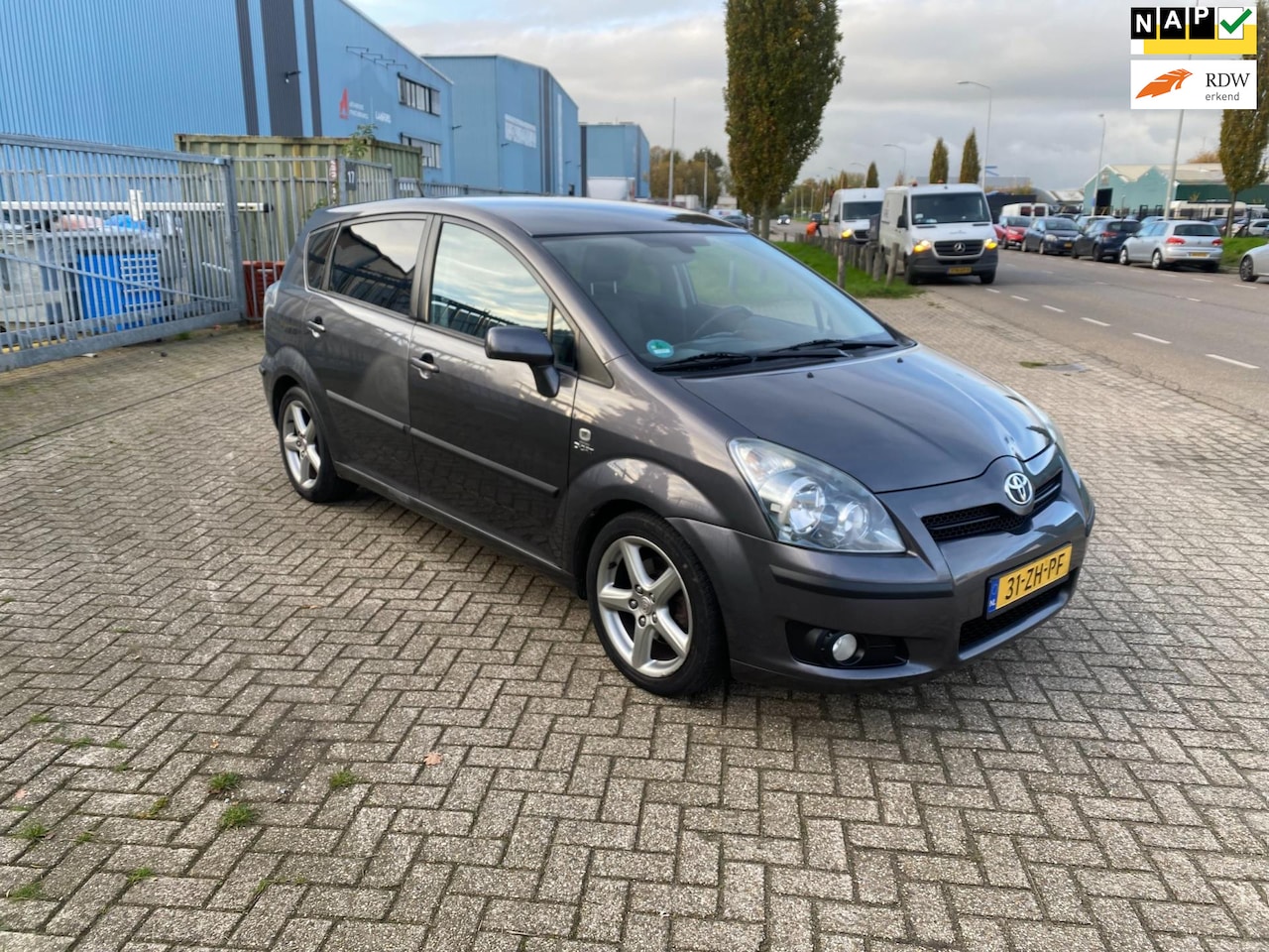 Toyota Verso - 2.2 D-4D Luna 7p. 2.2 D-4D Luna 7pers. - AutoWereld.nl