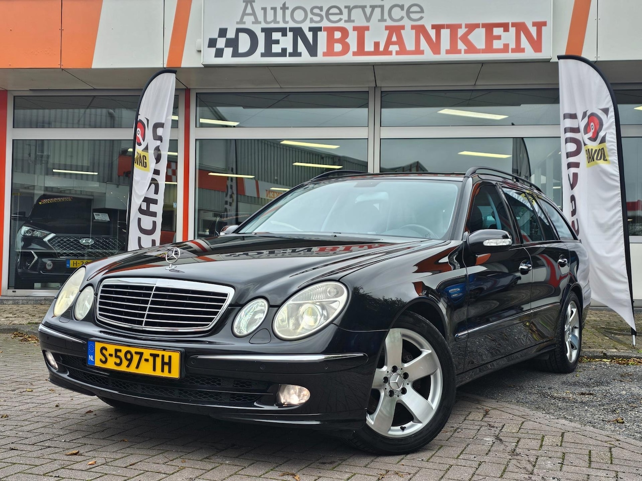 Mercedes-Benz E-klasse Estate - 280 Bns Edition Avantgarde BJ.2006 / Leer / Schuif-Kanteldak / Xenon / Clima / Camera / 17 - AutoWereld.nl