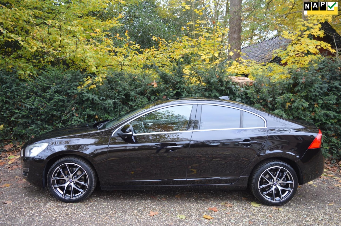 Volvo S60 - 3.0 T6 AWD Summum 305pk/Org NL/NAP/Schuifdak - AutoWereld.nl