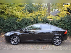 Volvo S60 - 3.0 T6 AWD Summum 305pk/Org NL/NAP/Schuifdak