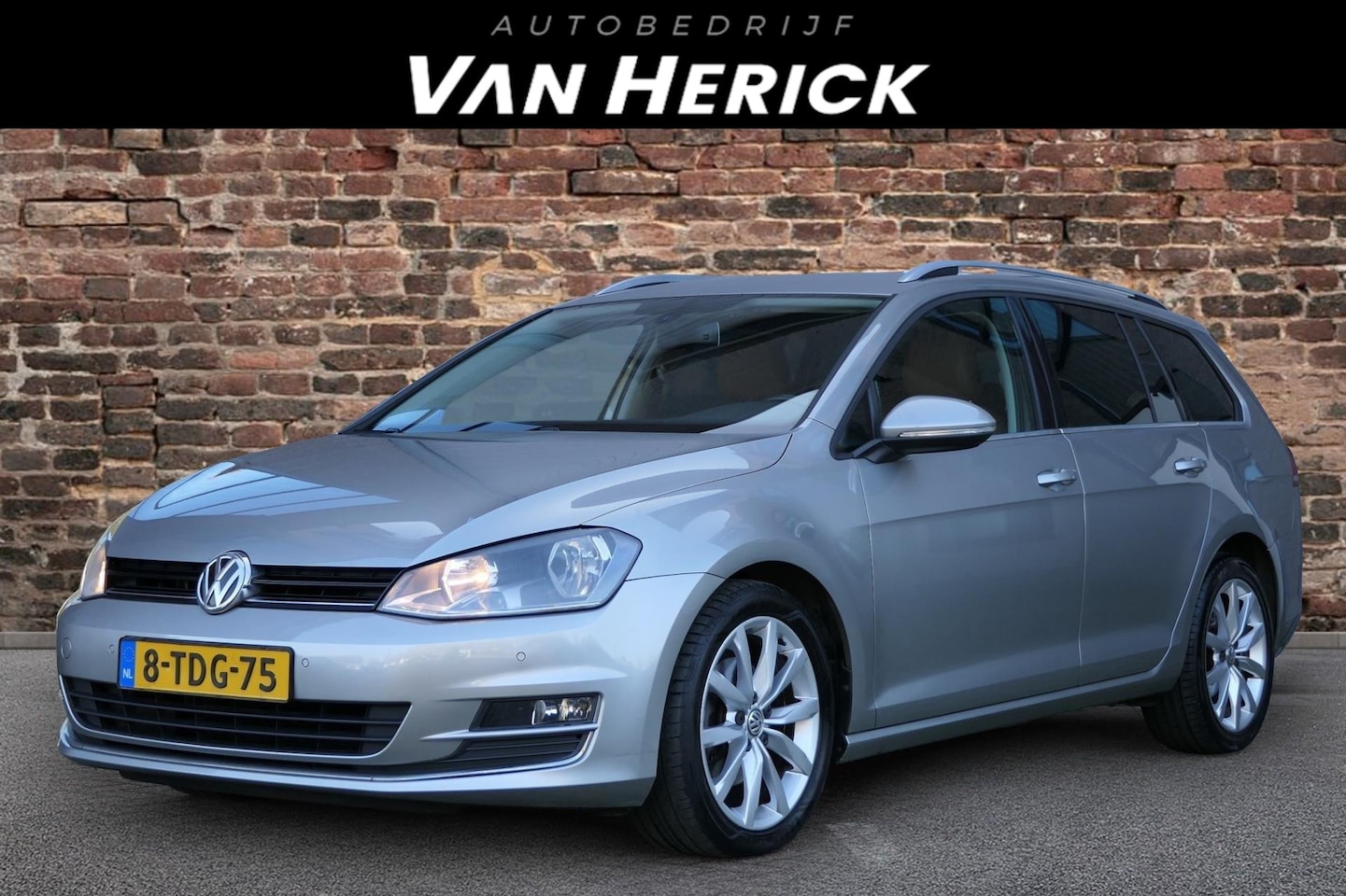 Volkswagen Golf Variant - 1.2 TSI Highline | Cruise | Navi | Clima | Trekhaak - AutoWereld.nl