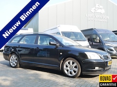 Toyota Avensis Wagon - 2.4 VVTi Executive, Trekhaak, Automaat