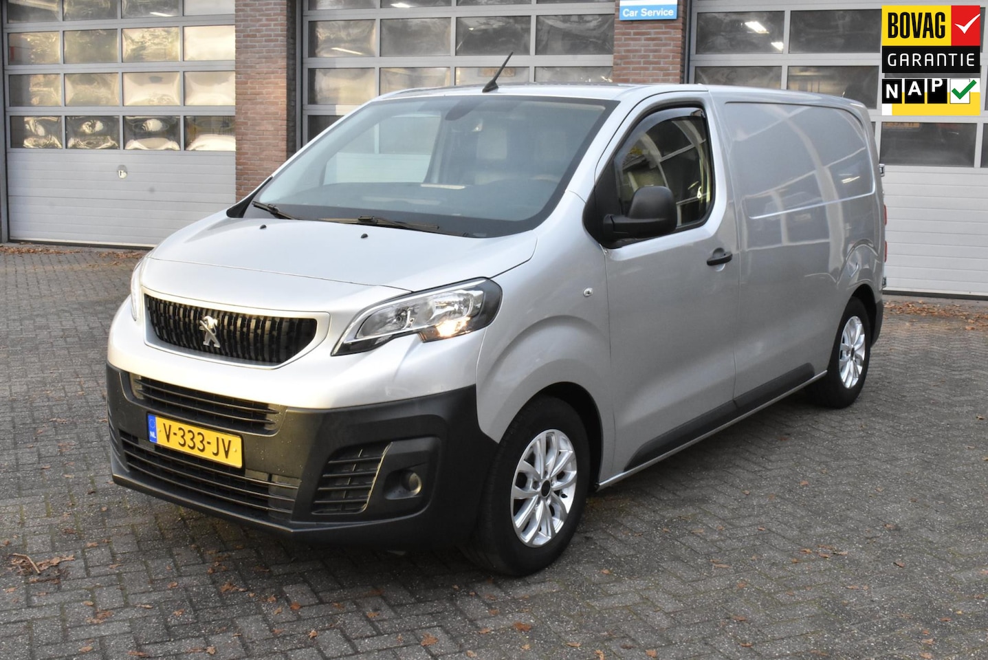 Peugeot Expert - 226S 1.6 BlueHDI 115 Premium - AutoWereld.nl