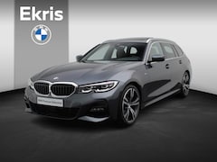 BMW 3-serie Touring - 320i High Executive | M Sportpakket | Trekhaak | Panoramadak | Active Cruise Control | DAB