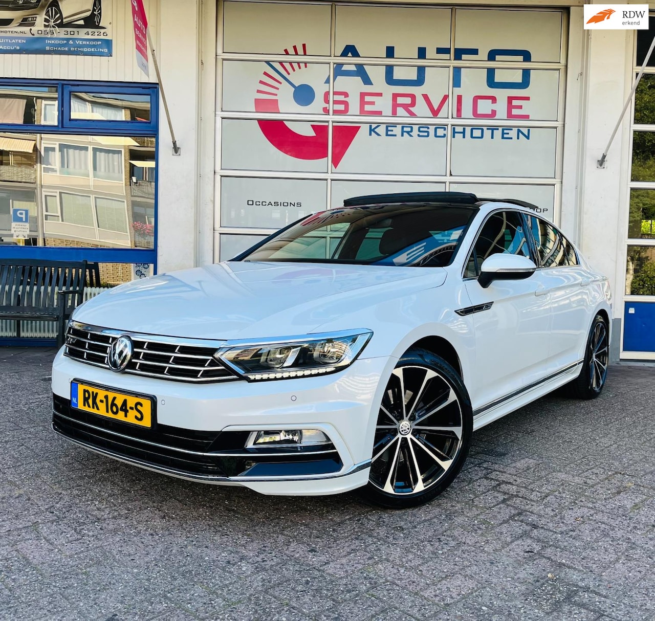 Volkswagen Passat - 1.6 TDI Highline Business R ***VIRTUAL, NL AUTO, NAP, PANO, FULL OPTION*** - AutoWereld.nl